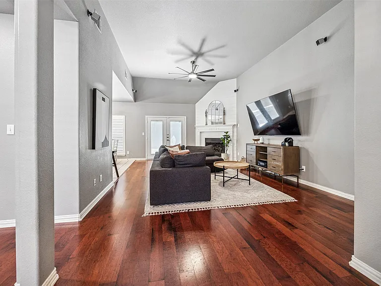 507 Mattie Ln — Photo 6