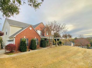 381 Plantation Ridge Ct, Loganville, GA 30052