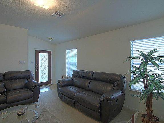 4th image of 1722 Mickle Creek Dr