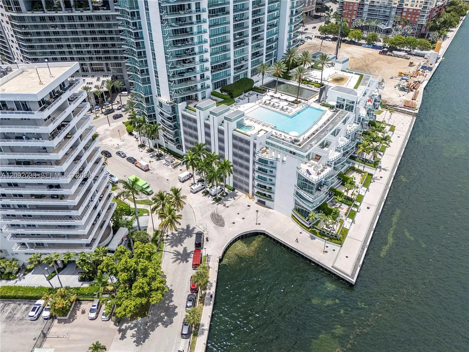 Jade Residences At Bricke — Photo 4