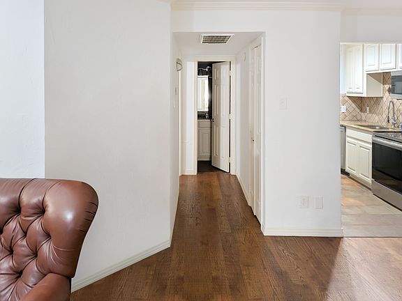 5th image of 18333 Roehampton Dr APT 714