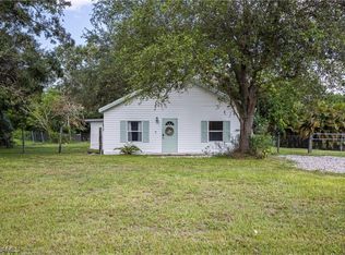 2701 Packinghouse Rd, Alva, FL 33920