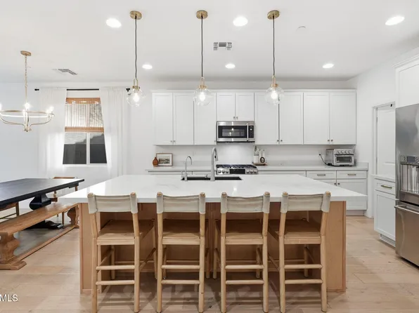 12426 W CASSIA Trail, Peoria, AZ 85383