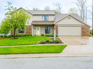 10819 Middleford Pl, Fort Wayne, IN 46818