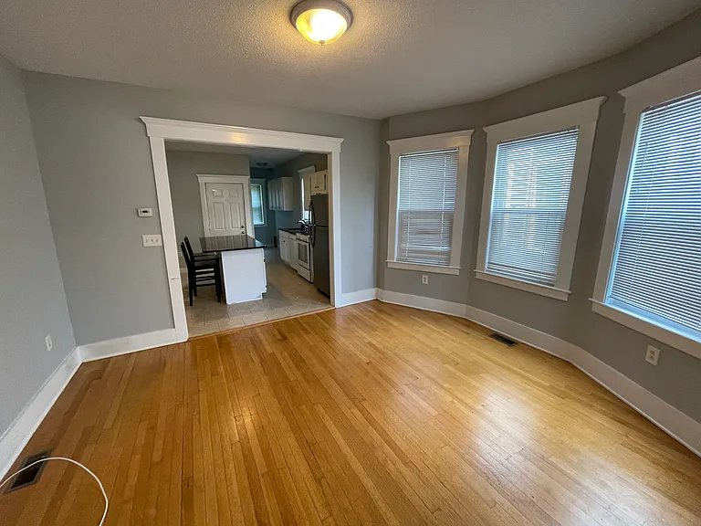 172 Foster St #1 — Photo 5
