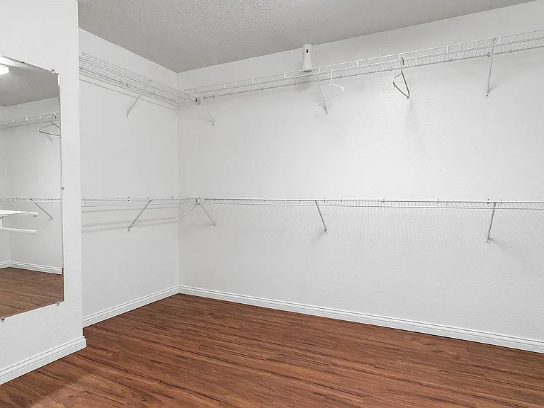 4626 Lincoln Pointe Dr — Photo 30