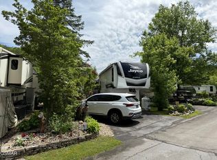 4229 E Pkwy LOT 376, Gatlinburg, TN 37738