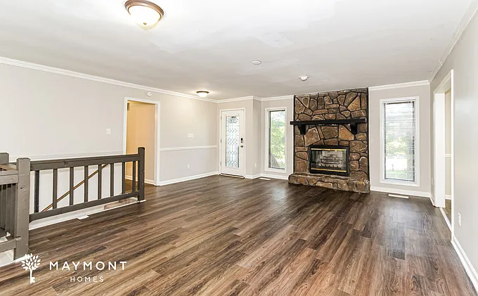 3405 Hilltop Rd SE — Photo 5