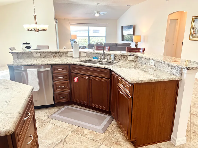 3480 Kewadin Ave — Photo 13