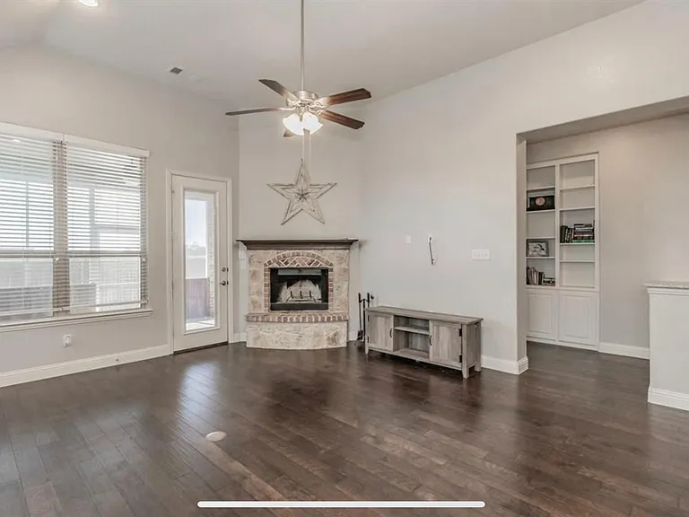 2312 Independence Dr — Photo 15