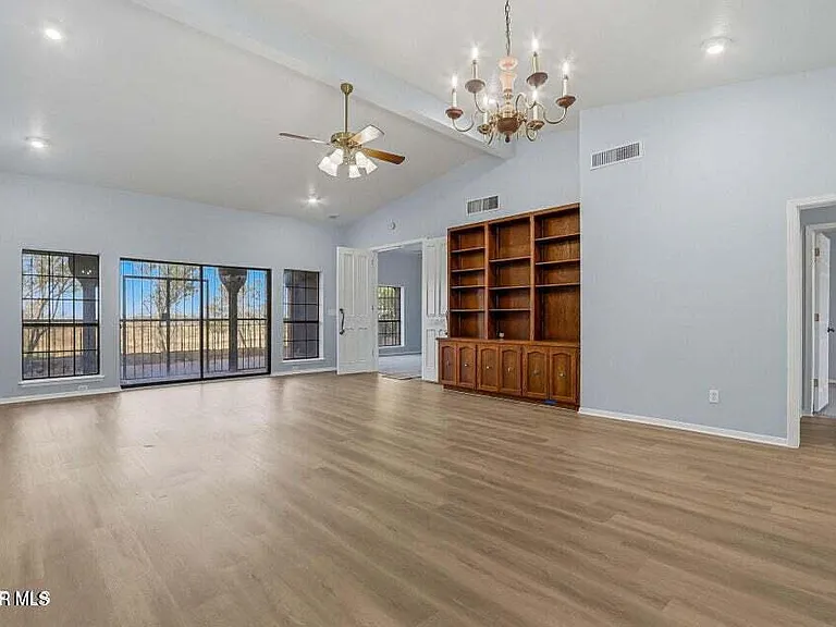 125 Sundance Ct — Photo 7
