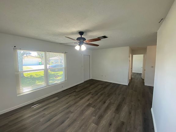 4th image of 22578 Laika Ave