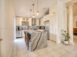 14430 SW 179th Ln, Miami, FL 33177