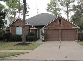 8626 Plum Lake Dr, Houston, TX 77095