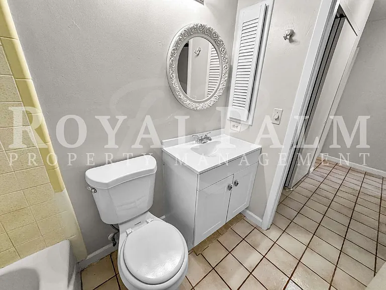 206 SE 46th Ter — Photo 42