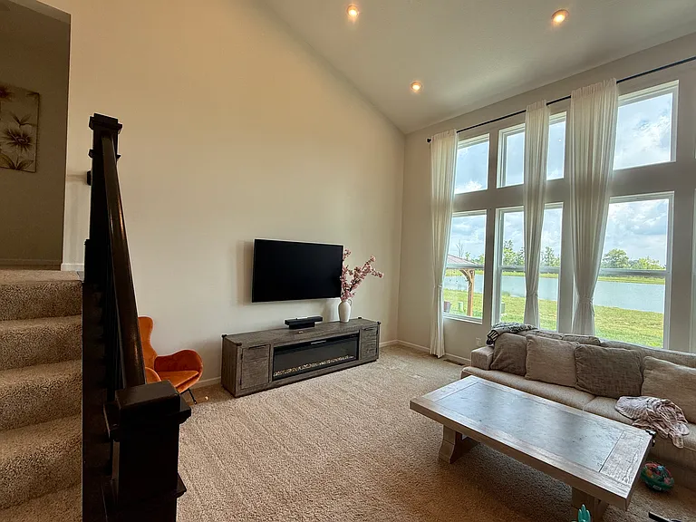 2062 Broccoli Dr — Photo 11