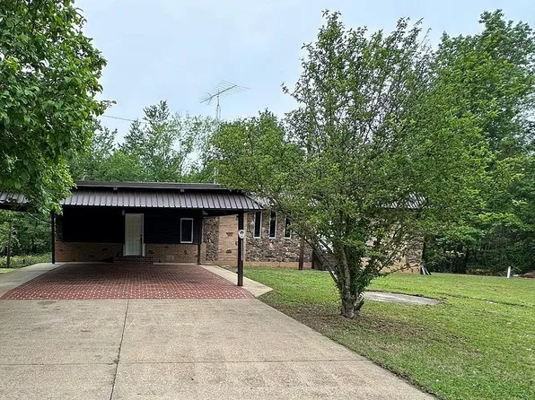 953 Riverside Dr, Jackson, TN 38301
