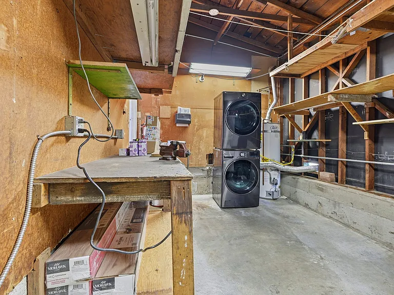 2210 Ewell Rd — Photo 28