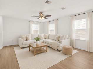 878 Sun Prairie Dr, Houston, TX 77090