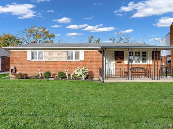 33805 Vista Way, Fraser, MI 48026
