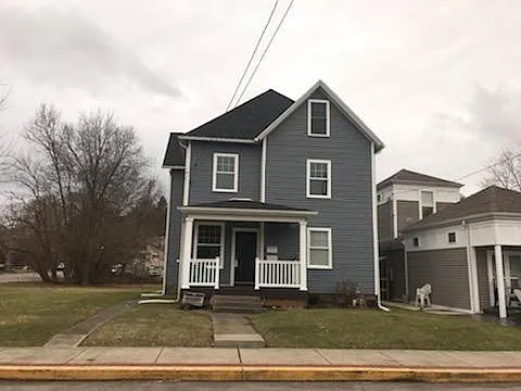 1105 Riverside Dr #2 photo 1