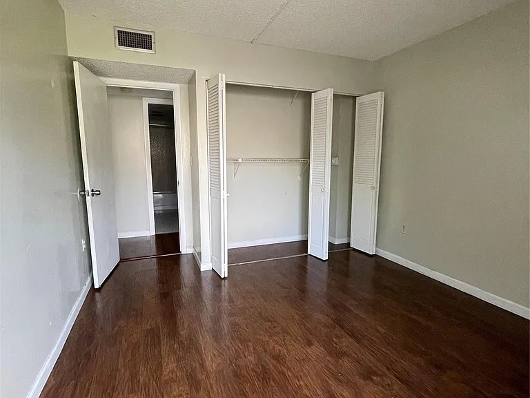 4158 Inverrary Dr #111 — Photo 17