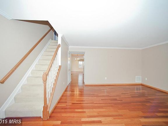 2nd image of 4567 Mackenzie Ct