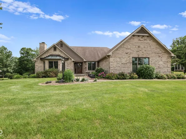 57 Raesta Dr, Mooresville, IN 46158