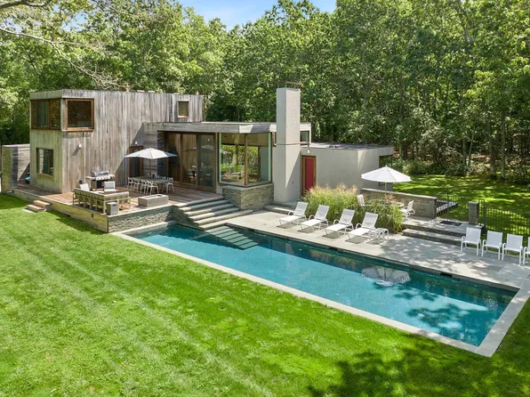 294 Merchants Path, Sagaponack, NY 11962
