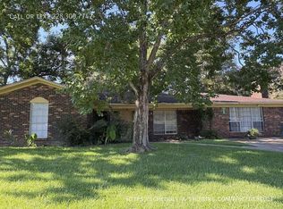 107 Deanna St, Gulfport, MS 39503