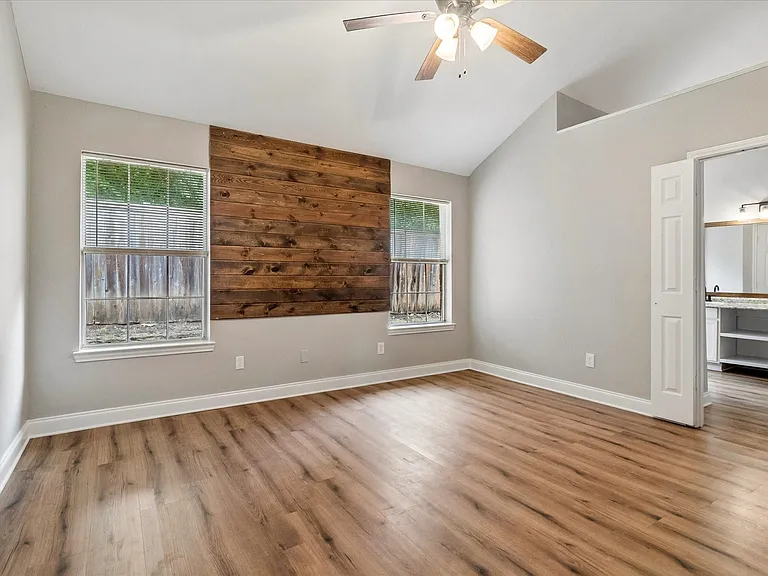 508 Glenn Ln — Photo 14