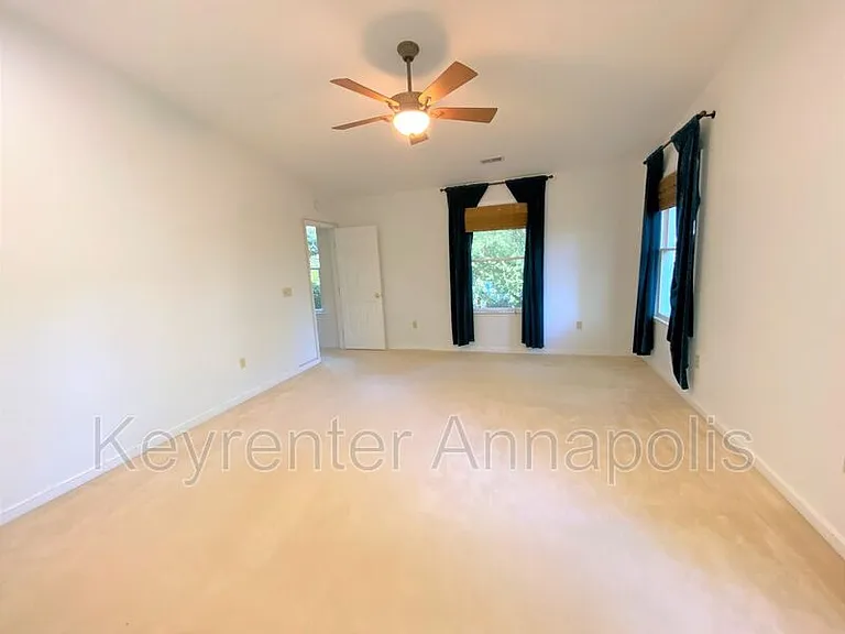 1161 Green Holly Dr — Photo 19