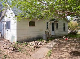 419 Wyoming Ave, Basin, WY 82410