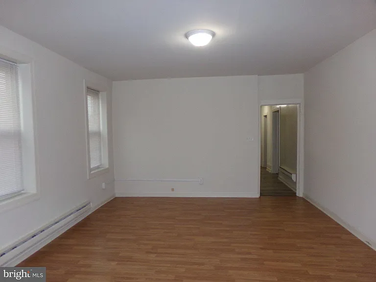 276 E Main St #1 — Photo 4