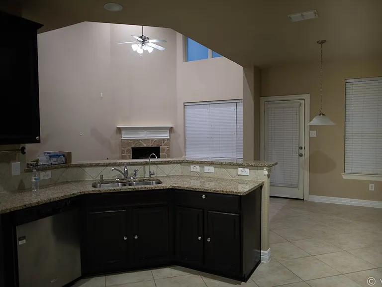 907 Appalachian Dr — Photo 19