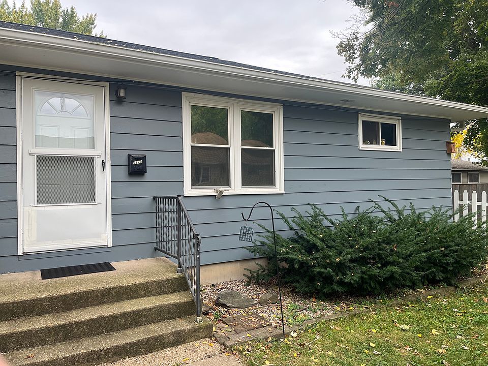 1st image of 3849-51 Clover Ln #3849