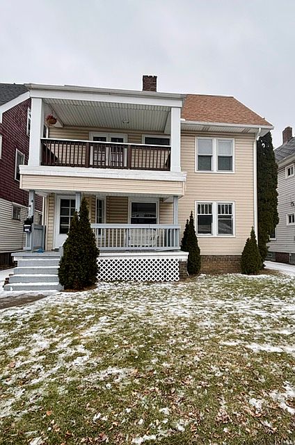 1st image of 2035 Chesterland Ave #1