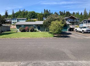 1865 7th St, Columbia City, OR