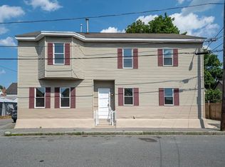 45 Stanley St APT 2, Lowell, MA 01850