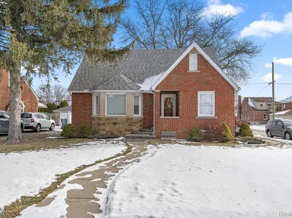 6000 Oakman Blvd, Dearborn, MI 48126