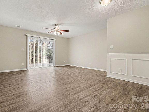 3rd image of 6027 Running Deer Rd