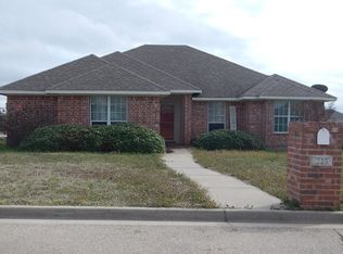 225 Pearl Dr, Hewitt, TX 76643