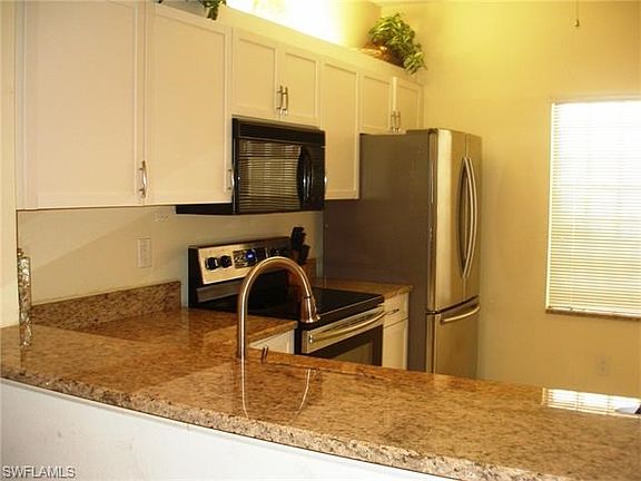 Kitchen viewed from Pass through.