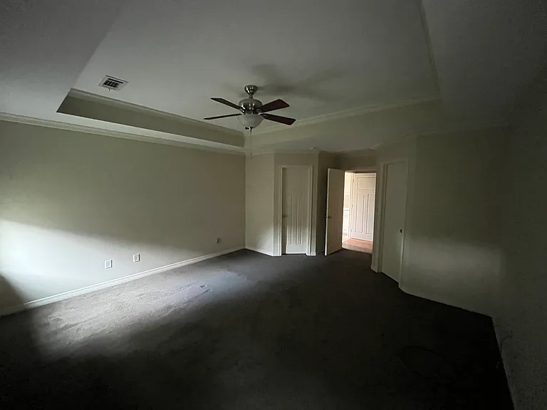 902 S Paris St — Photo 14