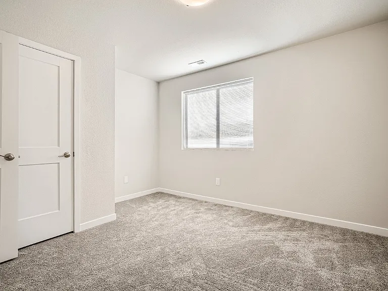 4209 Date St — Photo 20
