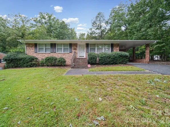 204 Breslin St, Wadesboro, NC 28170