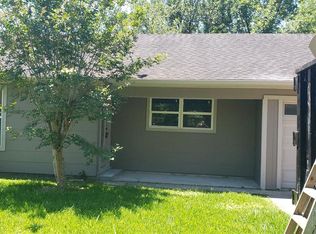 265 Gilbert St, Sour Lake, TX 77659