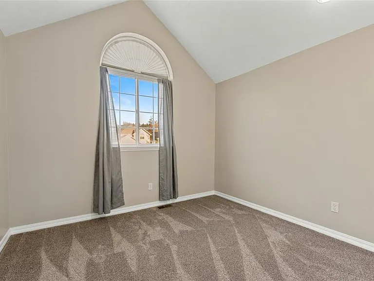 2104 S Century Ct — Photo 21