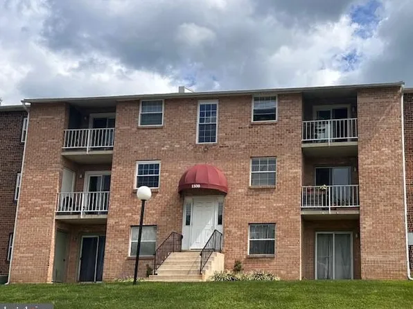 1823 Valley Dr #1823, West Chester, PA 19382