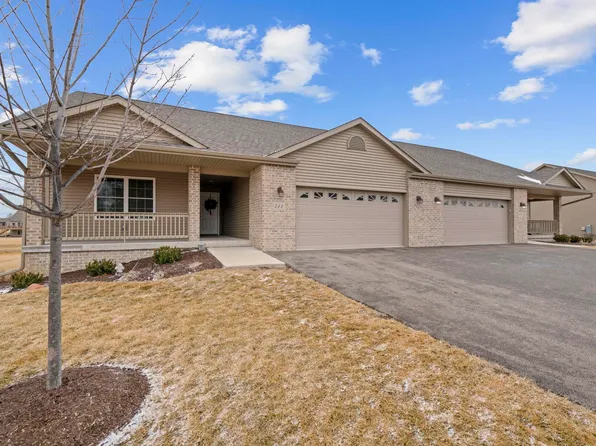 732 Keller Dr, Dixon, IL 61021